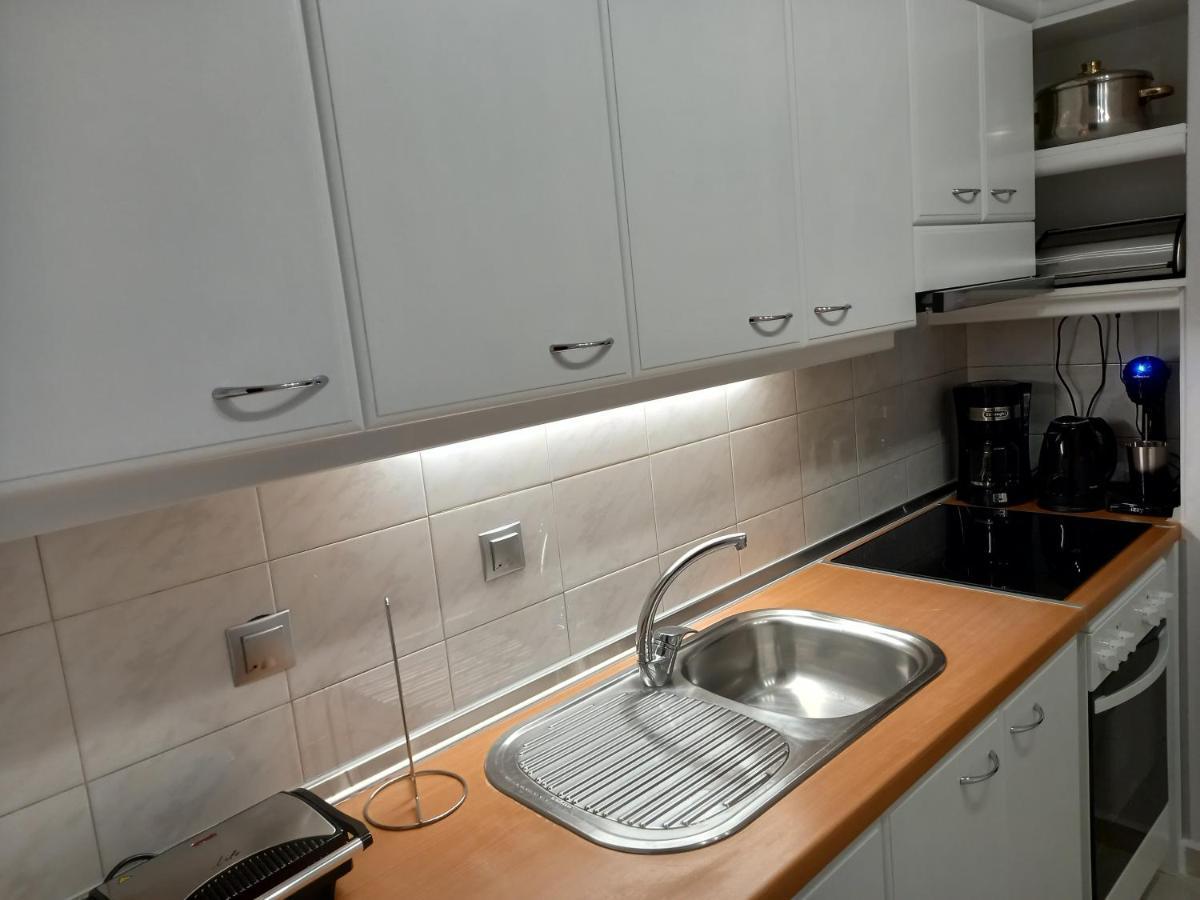 Mystique Apartment Комотини Екстериор снимка