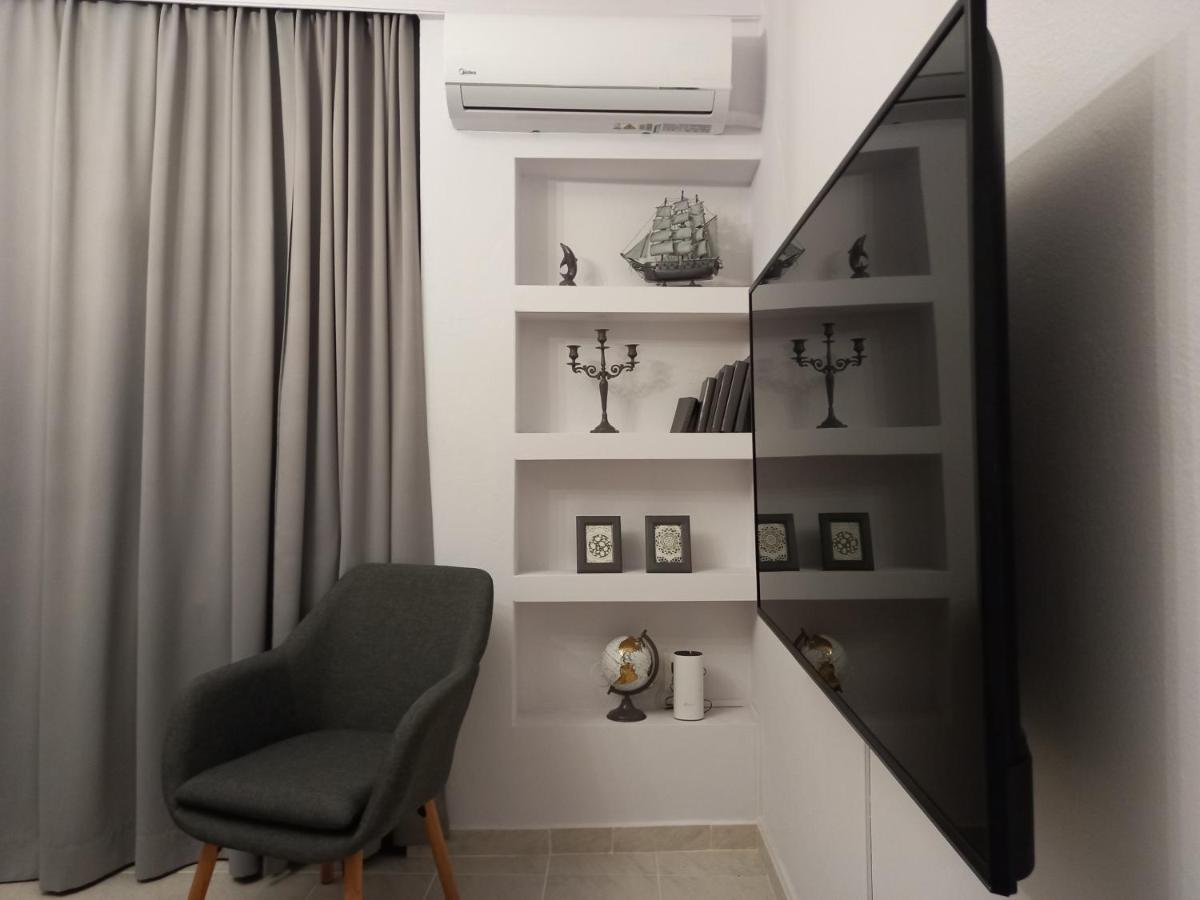 Mystique Apartment Комотини Екстериор снимка
