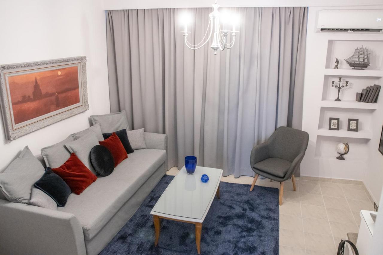 Mystique Apartment Комотини Екстериор снимка